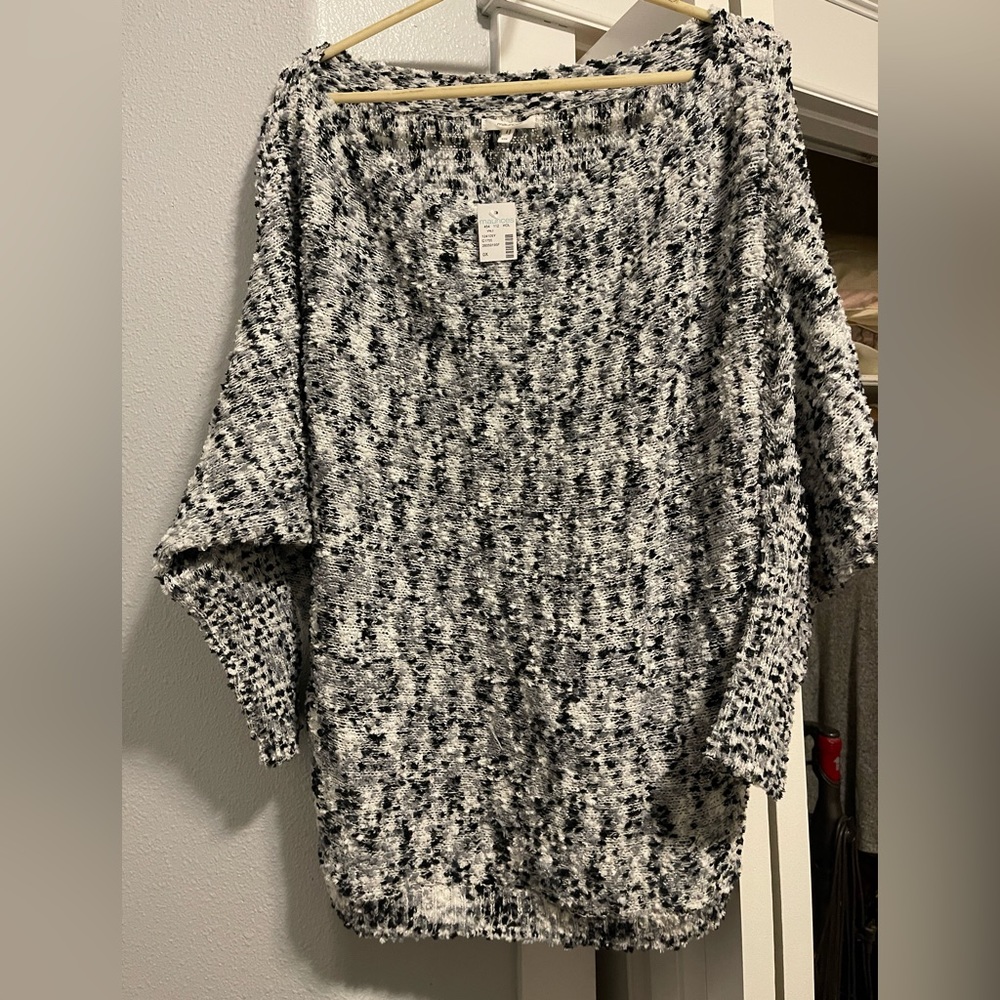 NWT Maurice’s 0X off shoulder sweater